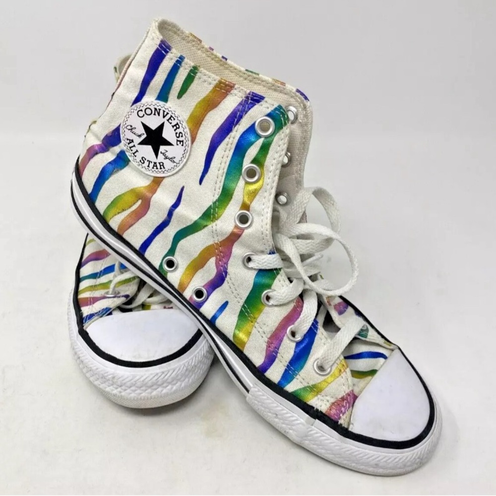 Converse All Star Chuck Taylor Junior Sneakers Size 6 High Top Rainbow Striped - Picture 2 of 8